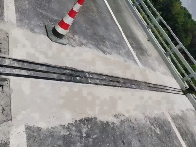 科尔沁右翼前伸缩缝更换后浇筑材料快速结构修补料速砼的产品特点及施工流程​